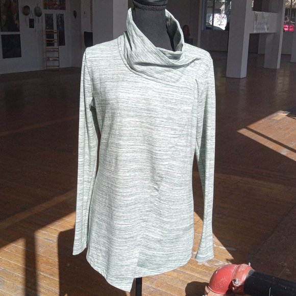 Danskin sage white and gray long sleeve asymmetrical athletic/ Leisure wear top - Picture 9 of 12